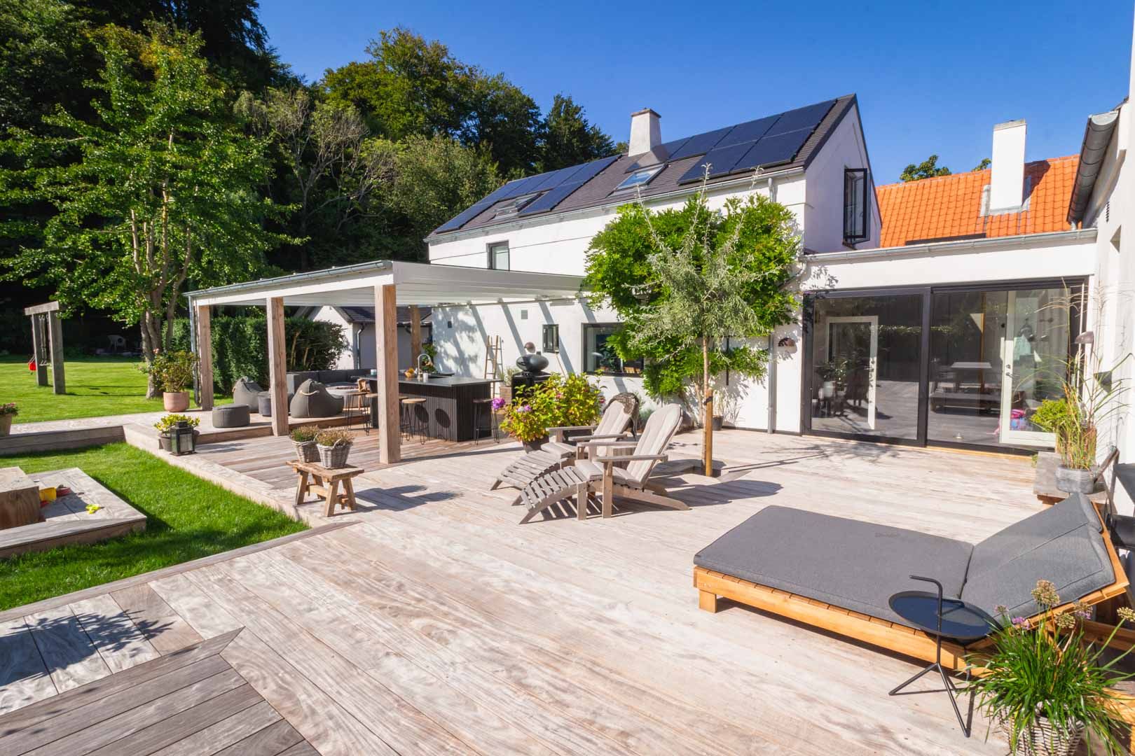 træterrasse-naturpool-træterrasse inspiration